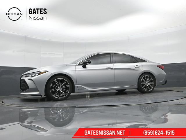 Used 2019 Toyota Avalon XSE FWD image 42