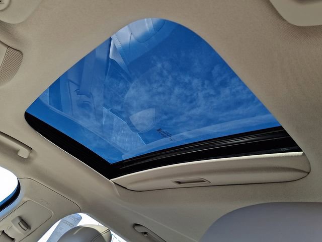 Used 2018 Lincoln MKZ Select w/ Select Plus Package FWD image 14