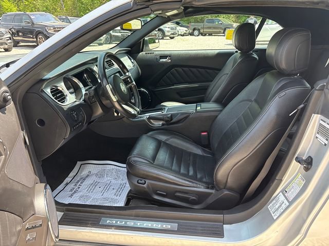 Used 2012 Ford Mustang Premium RWD image 22