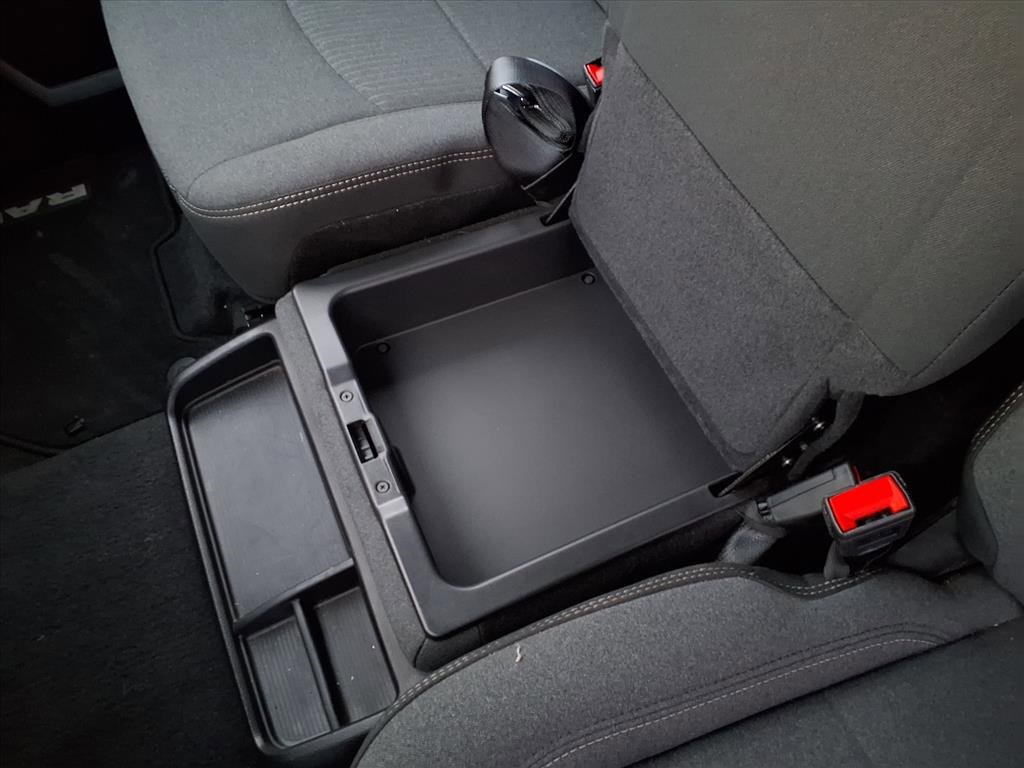 Used 2024 RAM 2500 Big Horn w/ Sport Appearance Package image 26