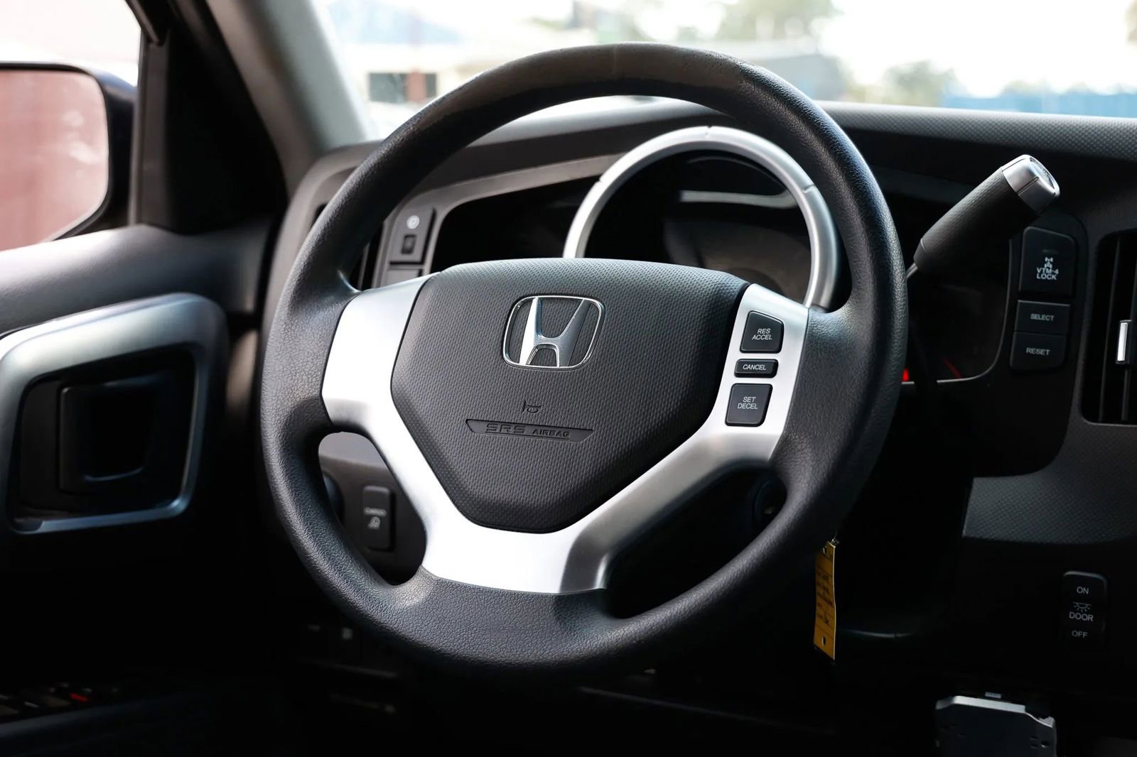 Used 2008 Honda Ridgeline RTX image 26