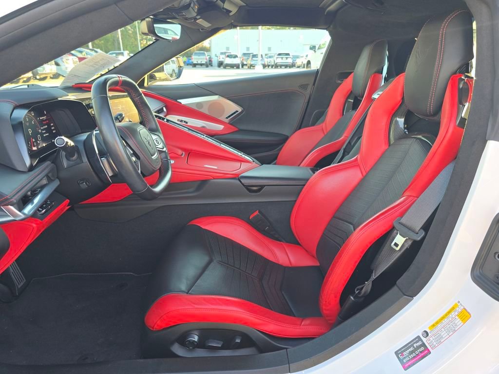 Used 2021 Chevrolet Corvette Stingray Premium Cpe w/ Z51 Performance Package image 9