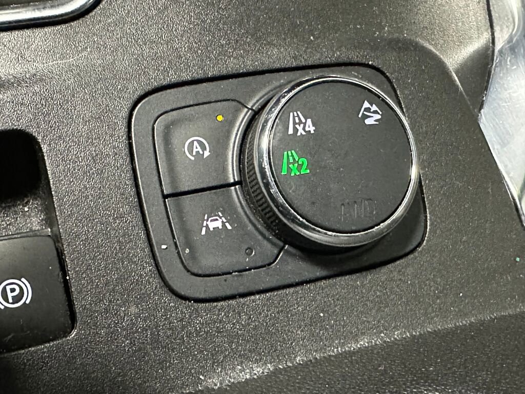 Used 2022 Chevrolet Traverse LT AWD/4WD image 18