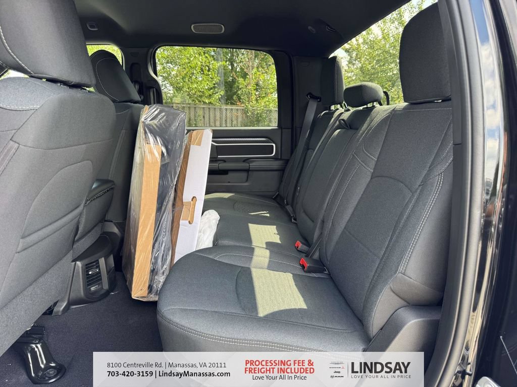 New 2026 RAM 2500 Big Horn AWD/4WD image 18
