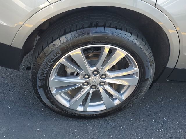 Used 2024 Cadillac XT5 Premium Luxury w/ LPO, Floor Liner Package AWD/4WD image 6