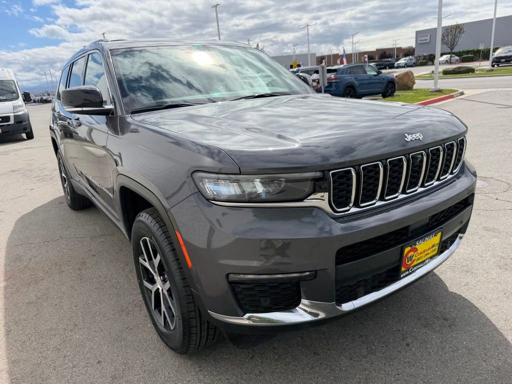 Used 2024 Jeep Grand Cherokee L Limited w/ Luxury Tech Group II image 8