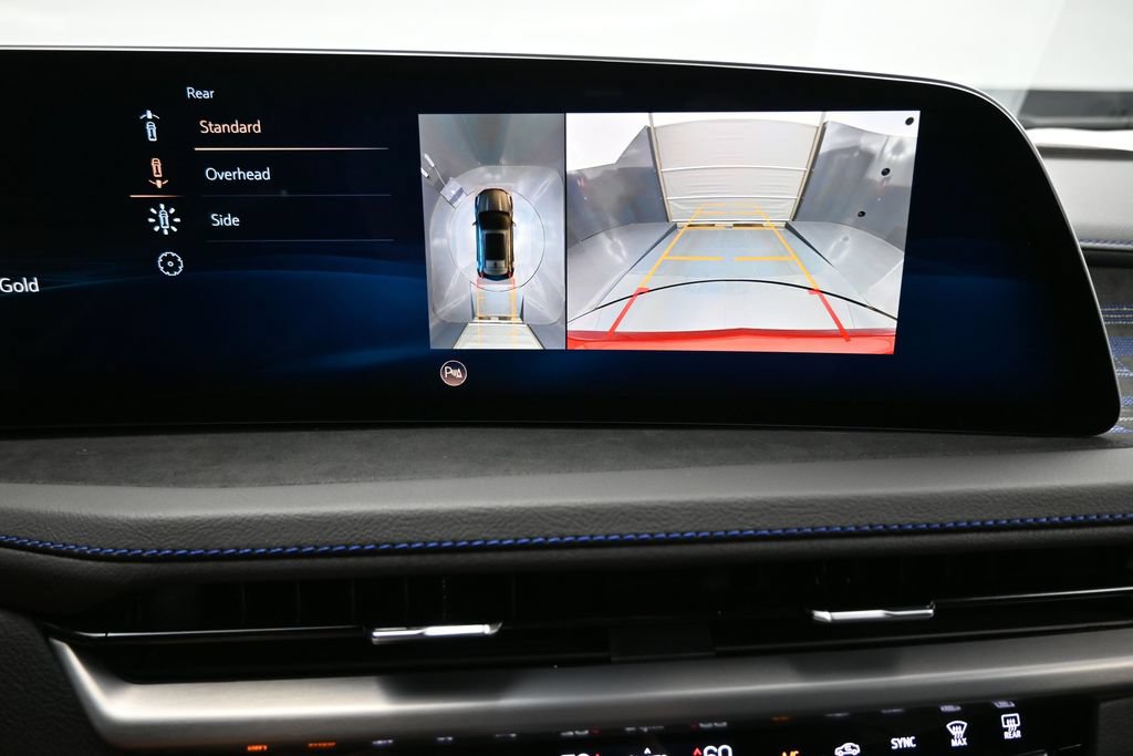 Used 2025 Cadillac XT4 Sport FWD image 25