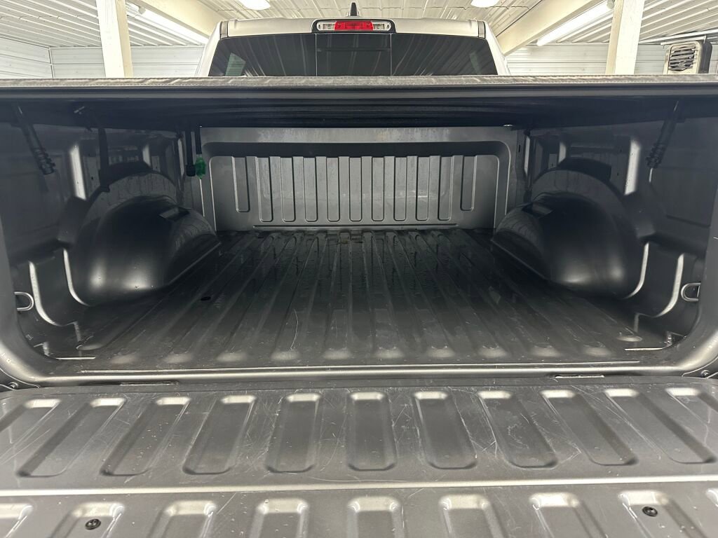 Used 2024 RAM 1500 Big Horn AWD/4WD image 21
