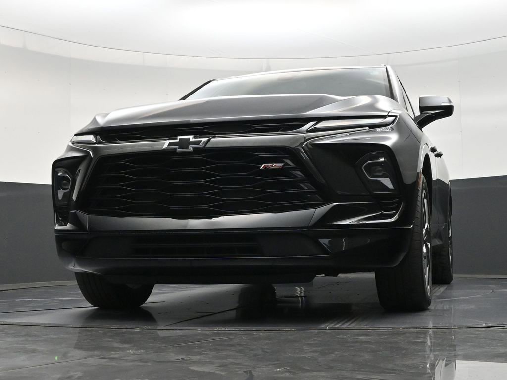 Used 2024 Chevrolet Blazer RS w/ Enhanced Convenience Package FWD image 27