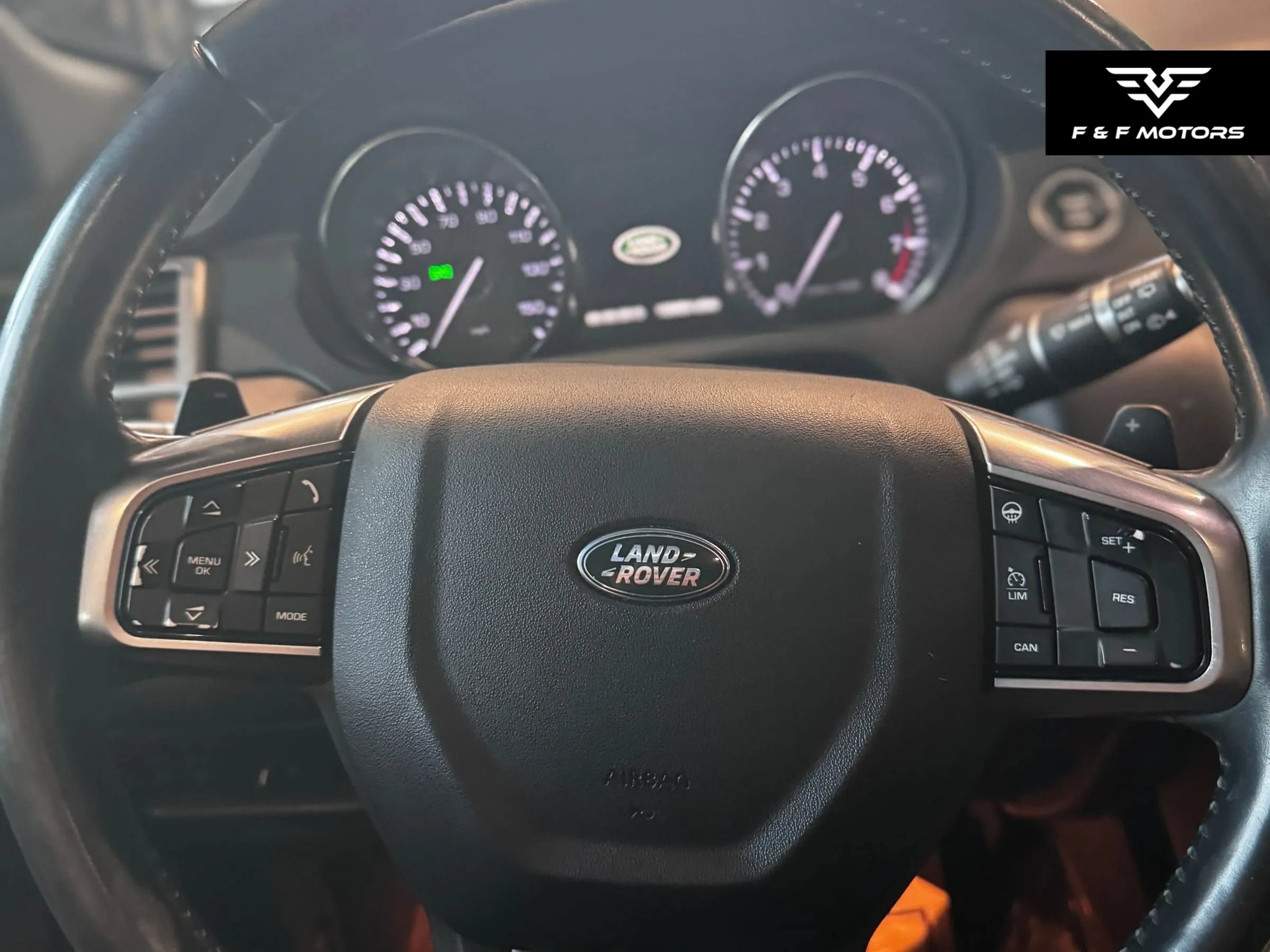 Used 2015 Land Rover Discovery Sport HSE Luxury AWD/4WD image 14