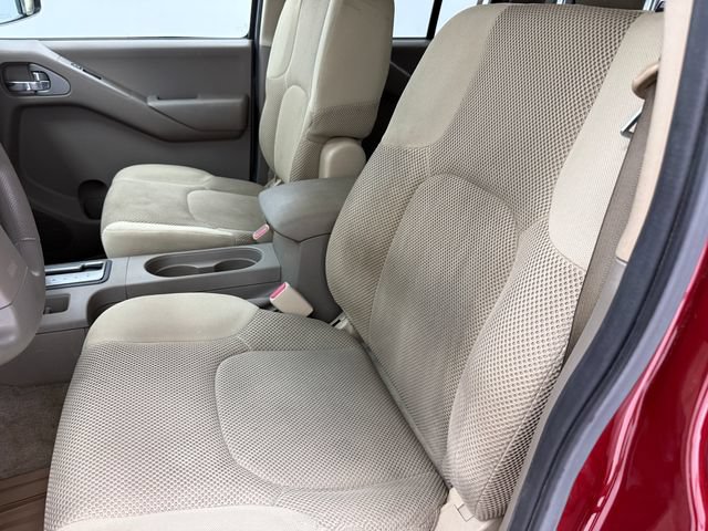 Used 2014 Nissan Frontier SV RWD image 25