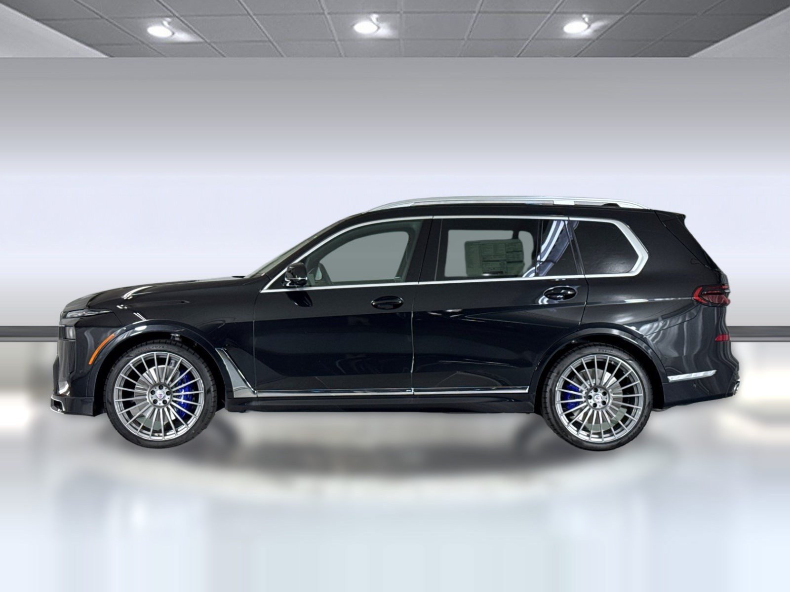 New 2026 BMW ALPINA XB7 AWD/4WD image 2