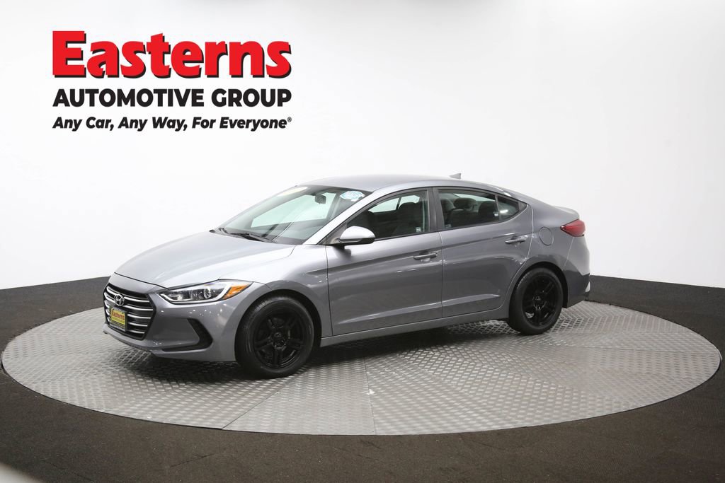 Used 2017 Hyundai Elantra SE w/ Cargo Package image 53