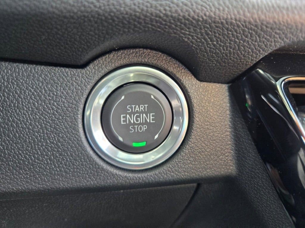 New 2026 Chevrolet Traverse High Country w/ LPO, Floor Liner Package image 28