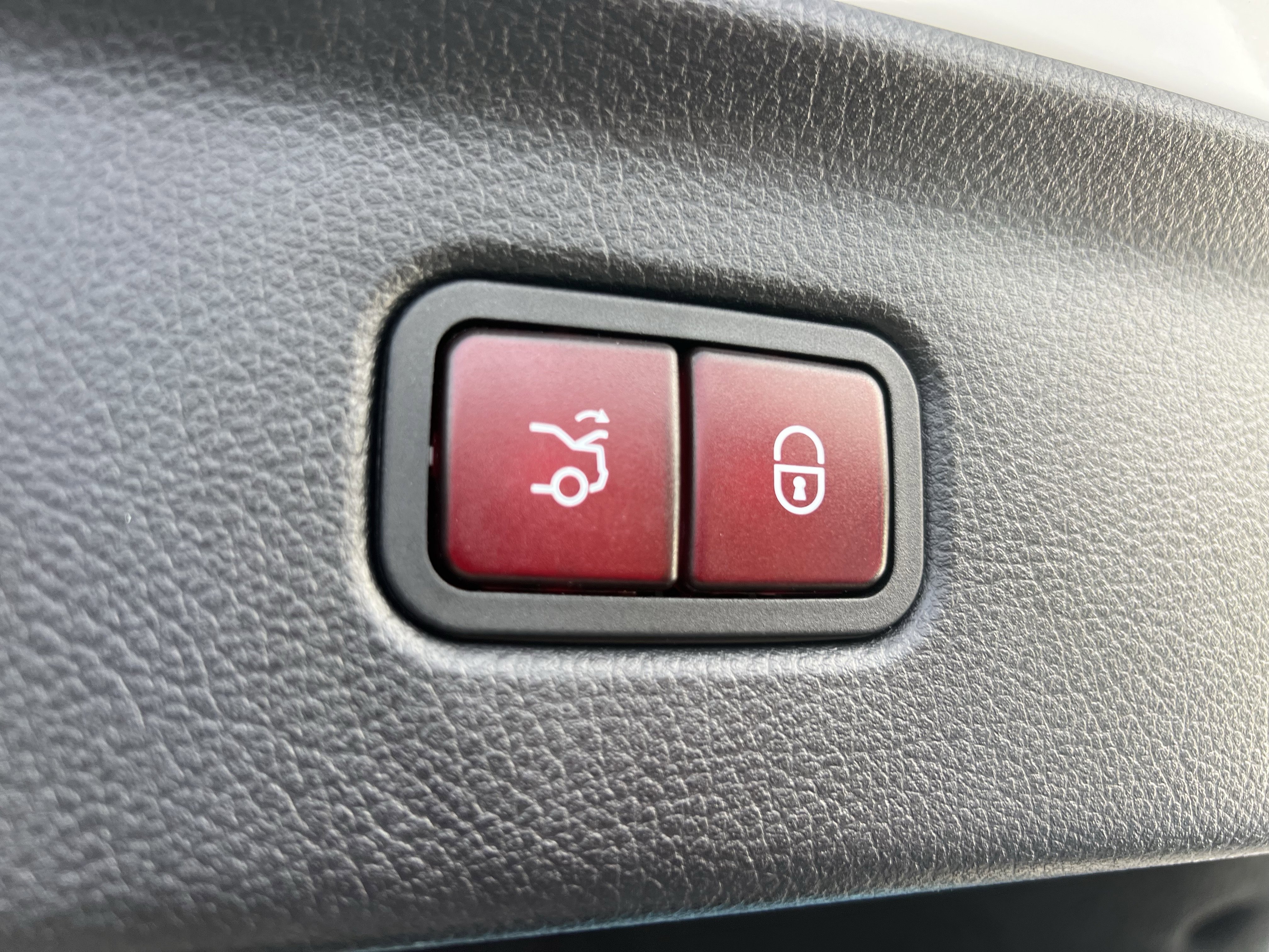 Used 2023 Mercedes-Benz S 580 S 580 image 38