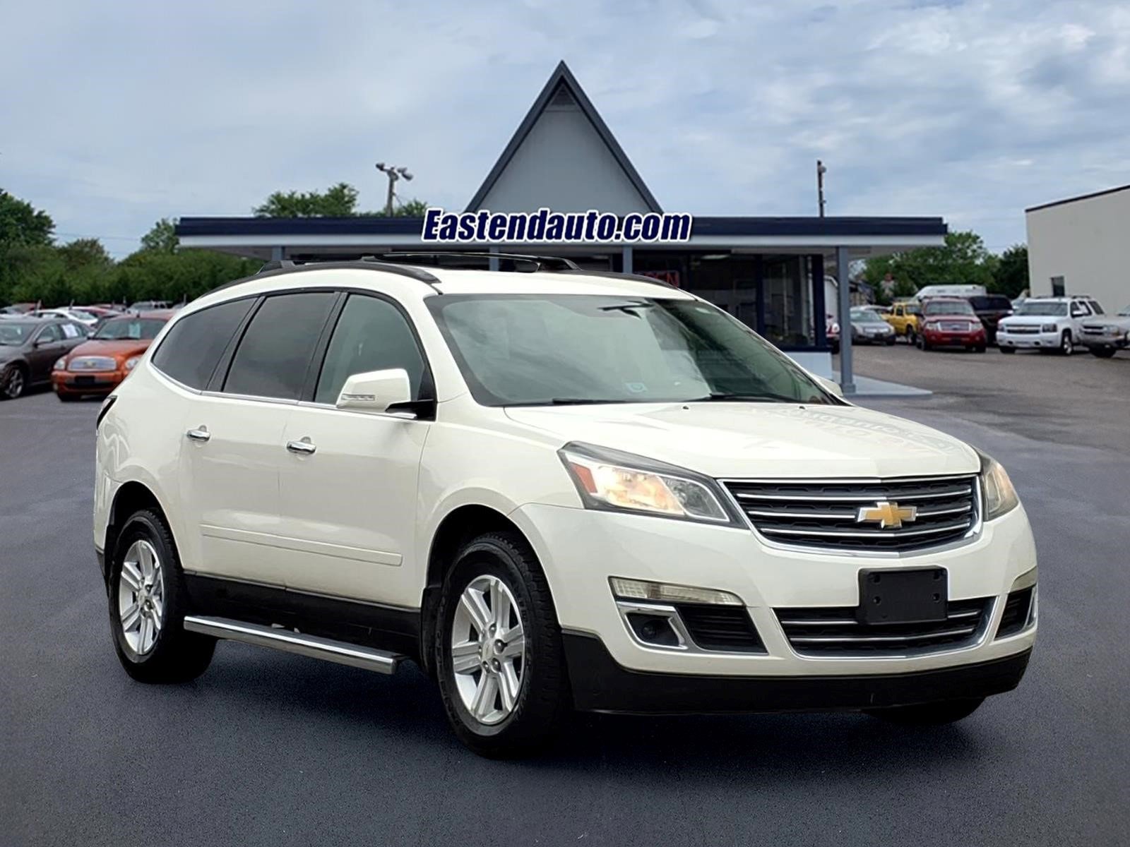 Used 2013 Chevrolet Traverse LT w/ LPO, 'HIT The Road' Package FWD image 1