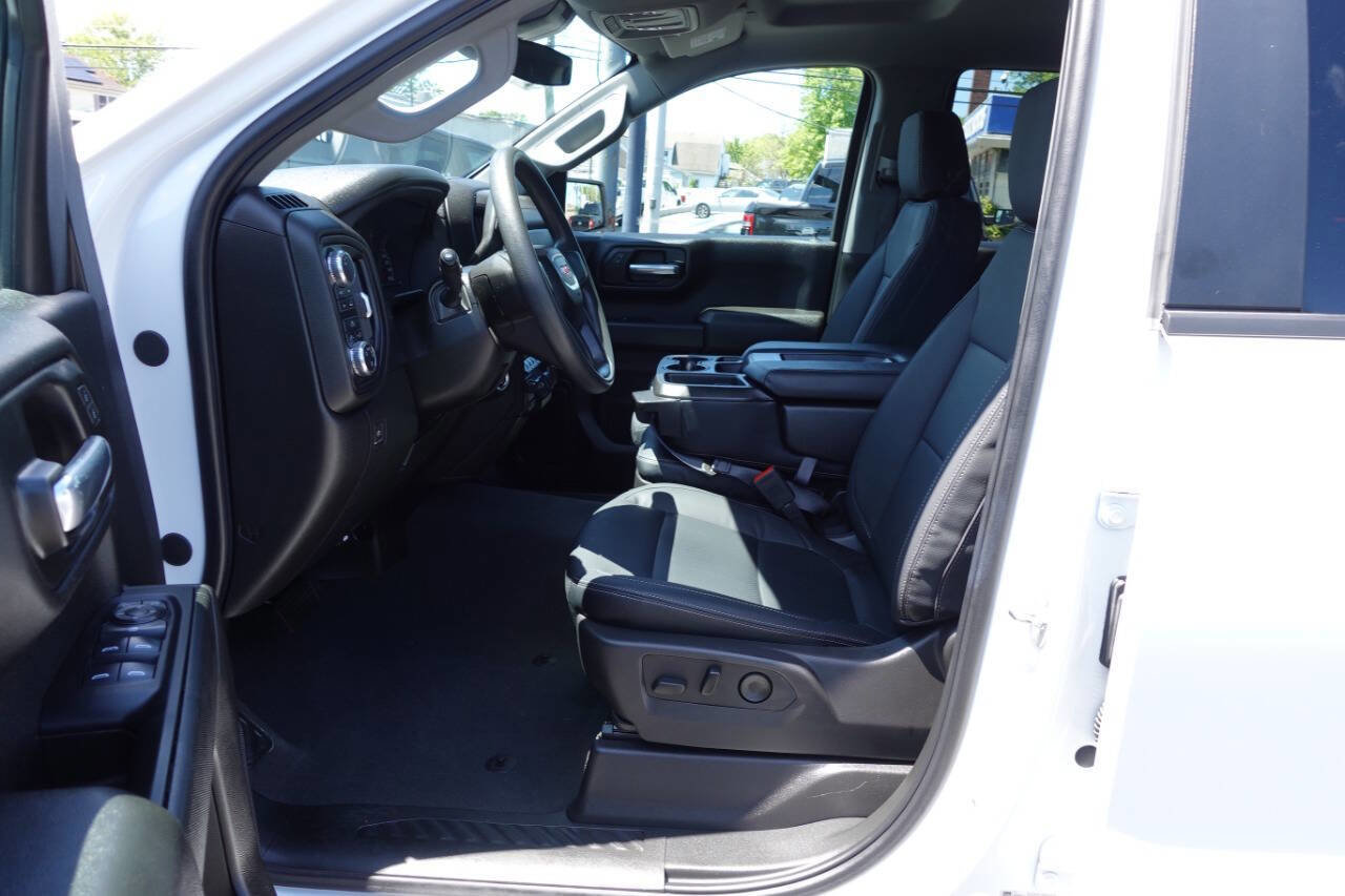 Used 2024 GMC Sierra 1500 Pro w/ Graphite Edition AWD/4WD image 18