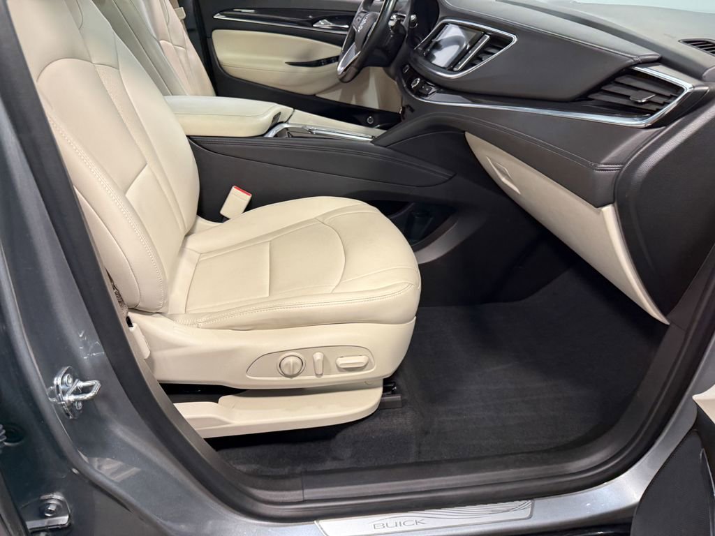 Used 2023 Buick Enclave Essence w/ Experience Buick Package image 63
