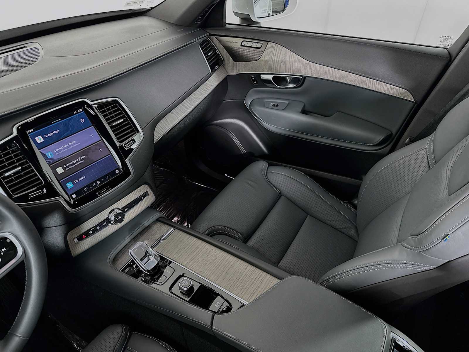 Certified 2023 Volvo XC90 B6 Ultimate image 22