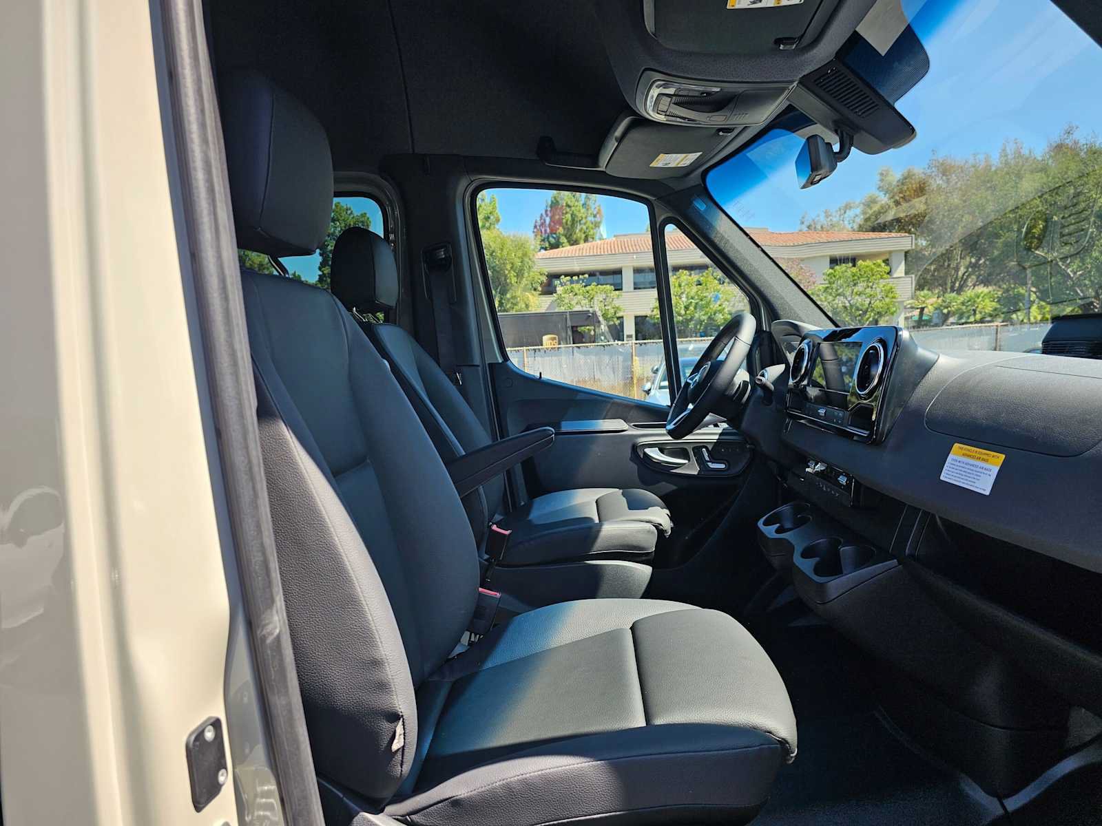 New 2026 Mercedes-Benz Sprinter 2500 image 9