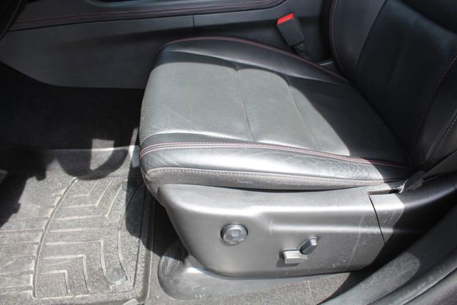 Used 2021 Dodge Durango R/T w/ Technology Group image 40