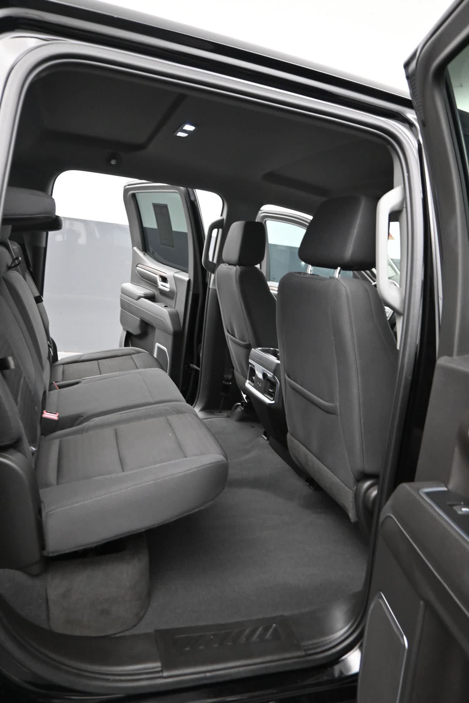 Used 2023 GMC Sierra 1500 Elevation AWD/4WD image 16