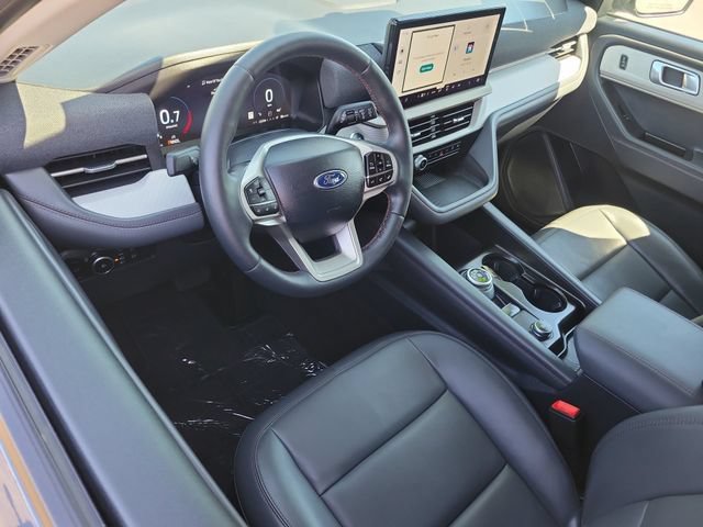 New 2026 Ford Explorer Active w/ Active Comfort Package RWD image 6