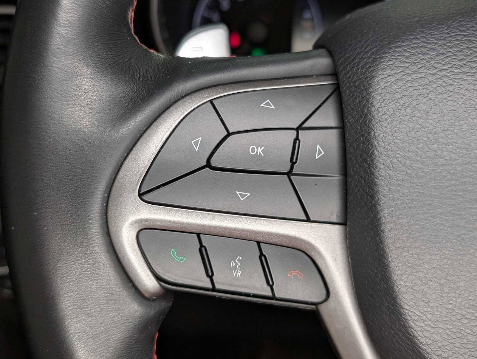 Used 2019 Jeep Grand Cherokee Trailhawk AWD/4WD image 36
