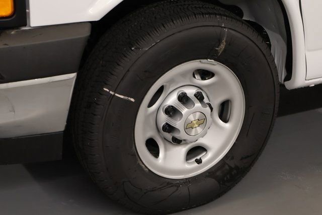 New 2025 Chevrolet Express 2500 w/ Driver Convenience Package image 22