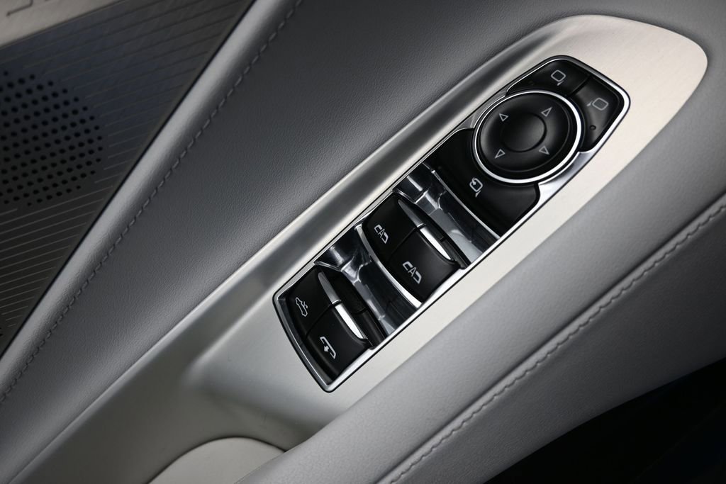 Used 2020 Chevrolet Corvette Stingray Preferred Conv w/ 2LT Preferred Equipment Group RWD image 17