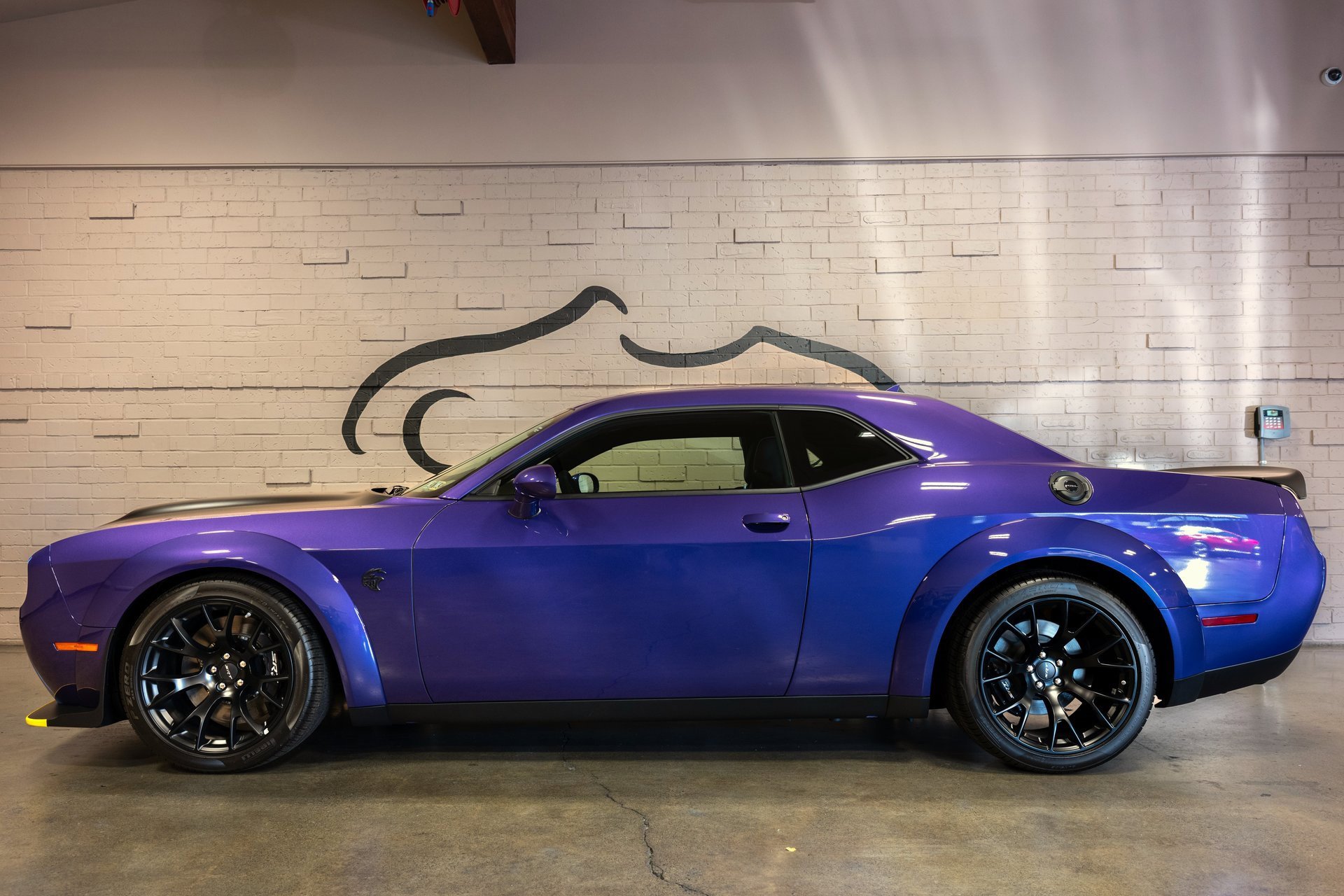 Used 2023 Dodge Challenger SRT Hellcat image 8