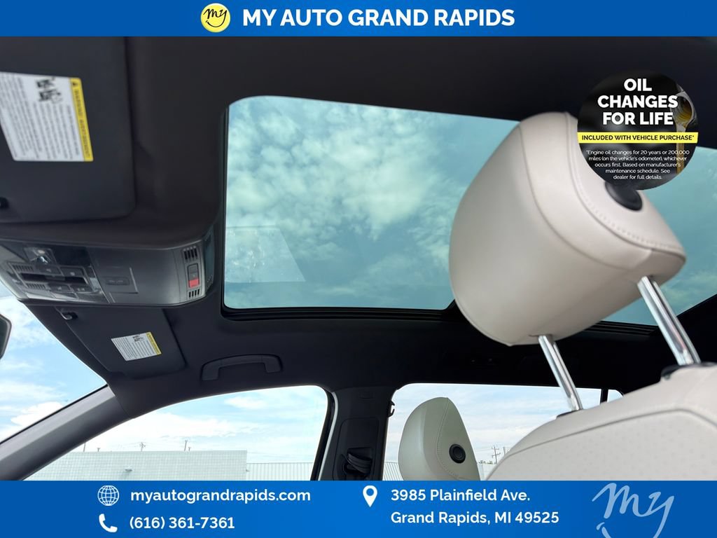 Used 2020 Volkswagen Tiguan SE R-Line w/ 3rd Row Seat Package AWD/4WD image 22