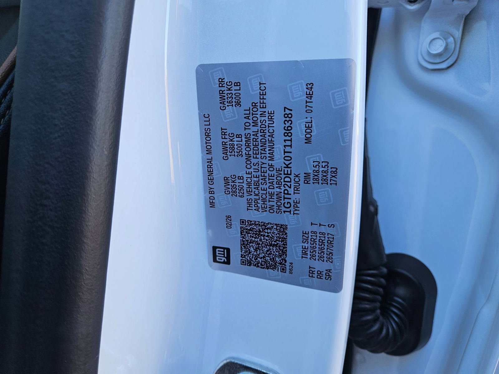 New 2026 GMC Canyon AT4 w/ AT4 Premium Package AWD/4WD image 32