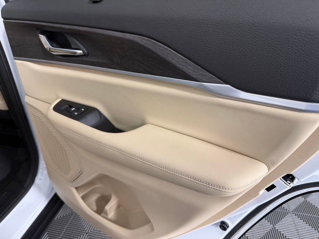 Used 2025 Jeep Grand Cherokee Limited w/ Luxury Tech Group II image 31