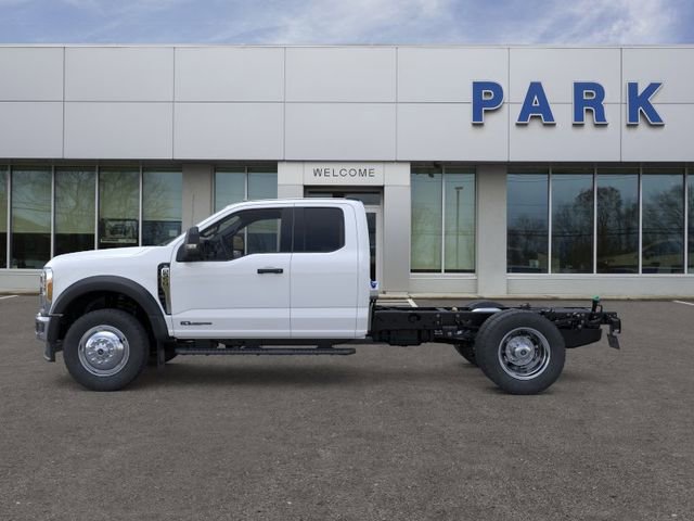 New 2026 Ford F550 4x4 Supercab Super Duty image 4