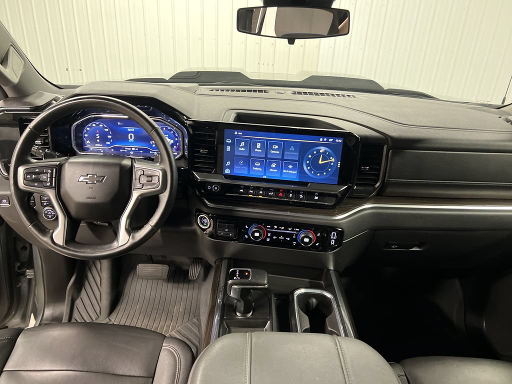 Certified 2023 Chevrolet Silverado 1500 LT Trail Boss w/ LT Trail Boss Premium Package AWD/4WD image 17