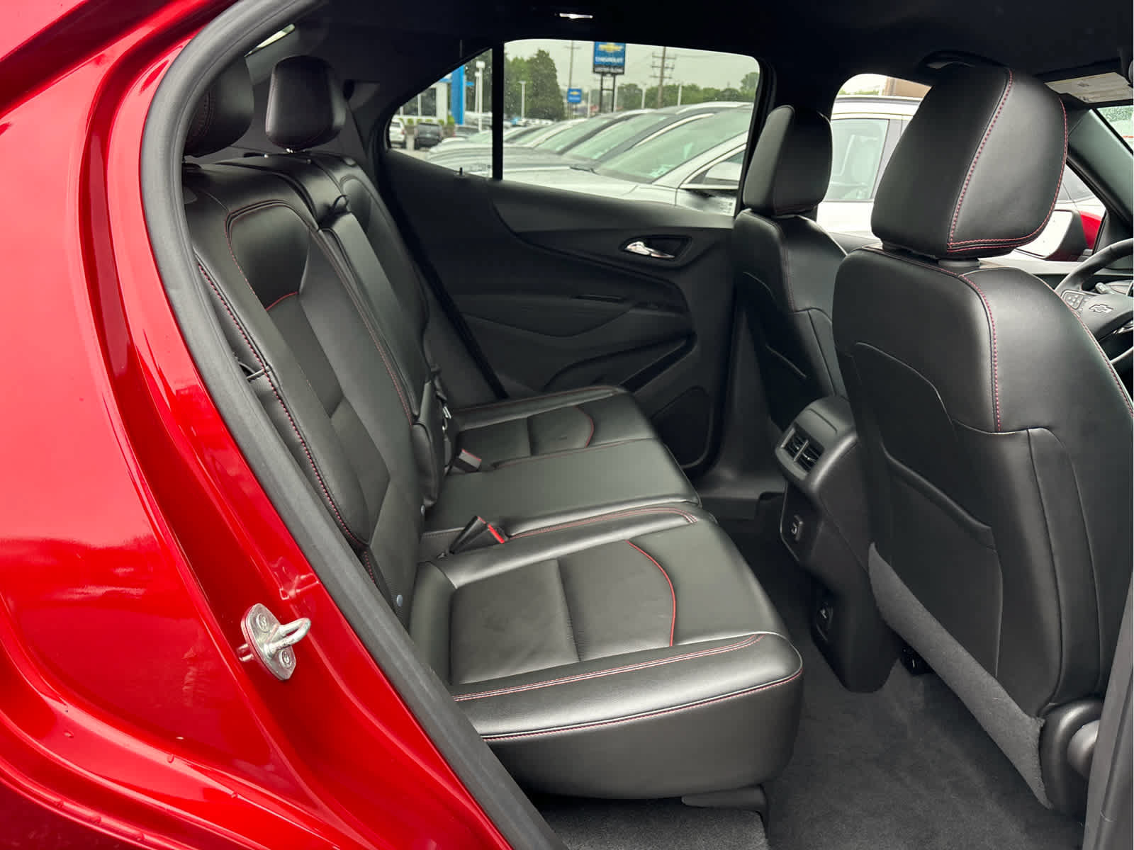 Certified 2023 Chevrolet Equinox RS w/ RS Leather Package AWD/4WD image 24