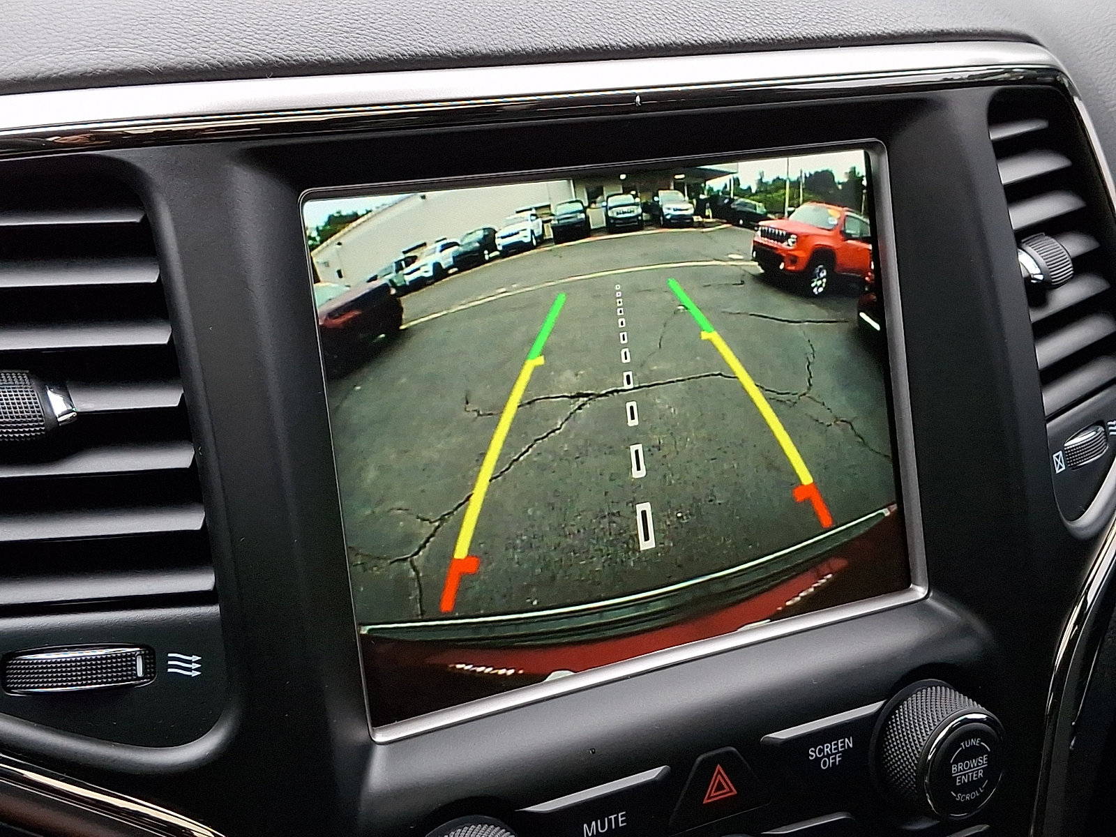 Certified 2018 Jeep Grand Cherokee High Altitude AWD/4WD image 19