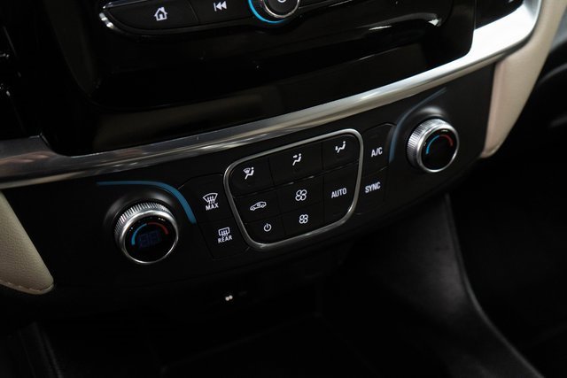 Used 2023 Chevrolet Traverse LS w/ Safety Package image 25