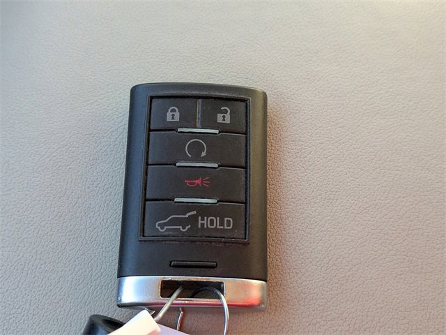 Used 2014 Cadillac SRX Luxury w/ Driver Awareness Package image 35