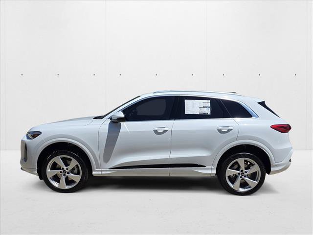 New 2025 Audi Q5 Premium Plus w/ Premium Plus AWD/4WD image 8