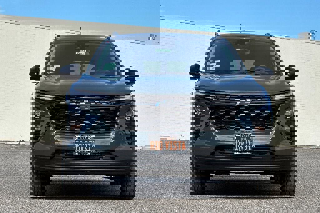 New 2026 Chevrolet Trax LT w/ Midnight Edition image 9