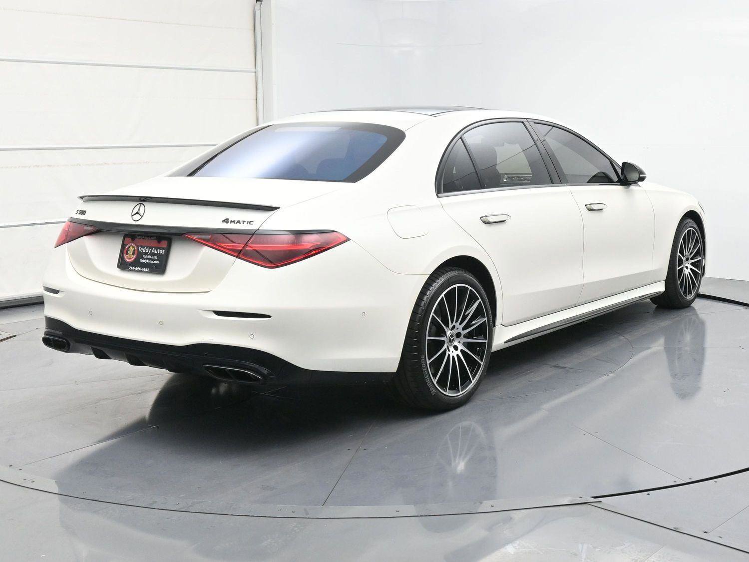 Used 2022 Mercedes-Benz S 580 4MATIC Sedan w/ AMG Line Package image 35