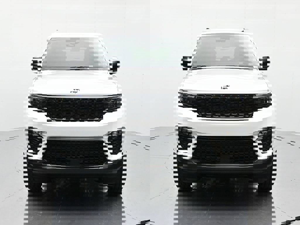 New 2025 Jeep Grand Cherokee Limited image 2