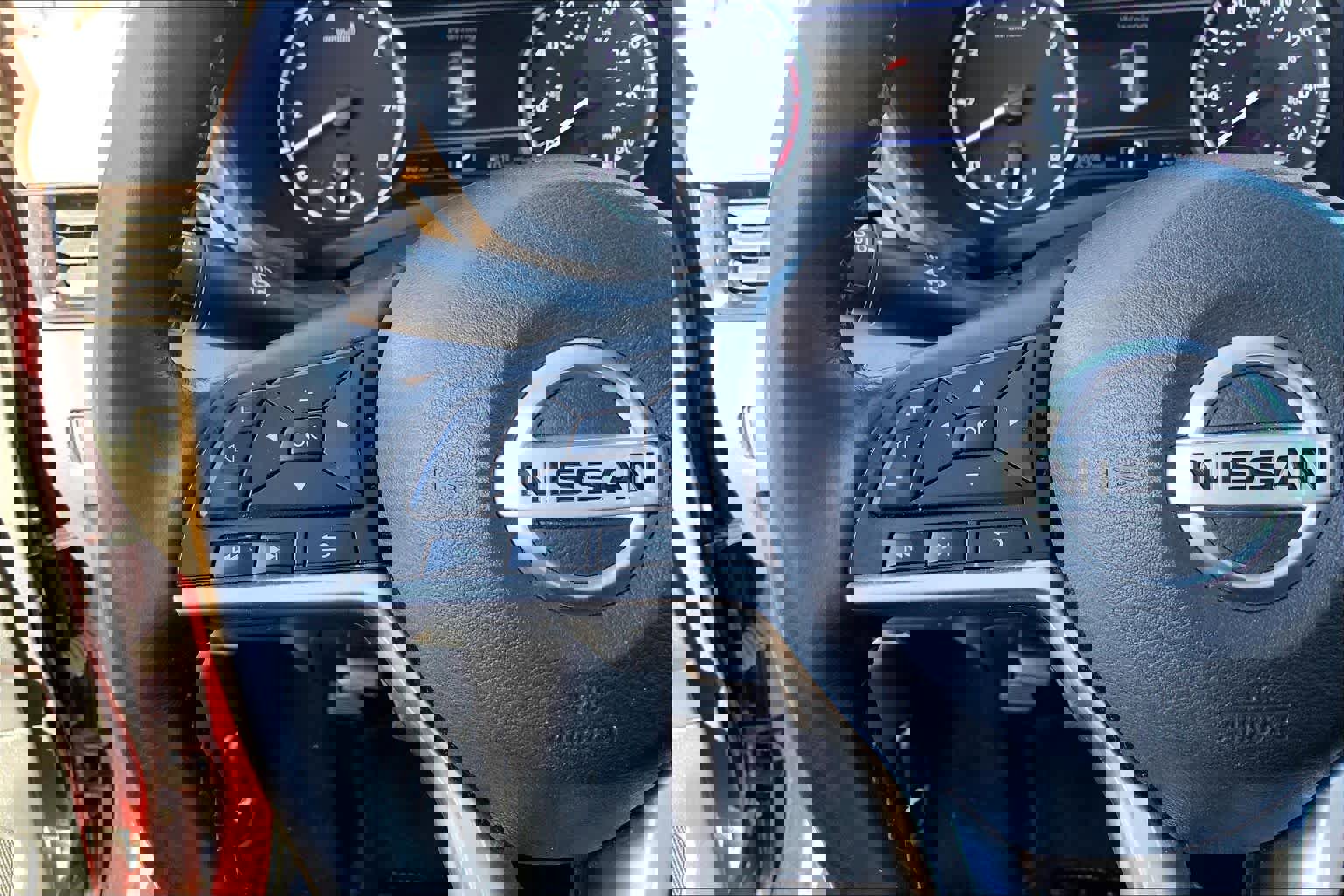 Used 2023 Nissan Sentra SV w/ SV Premium Package image 23