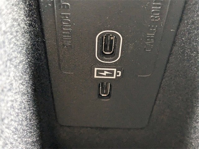 New 2025 Volvo XC60 B5 Plus w/ Protection Package Premier image 25