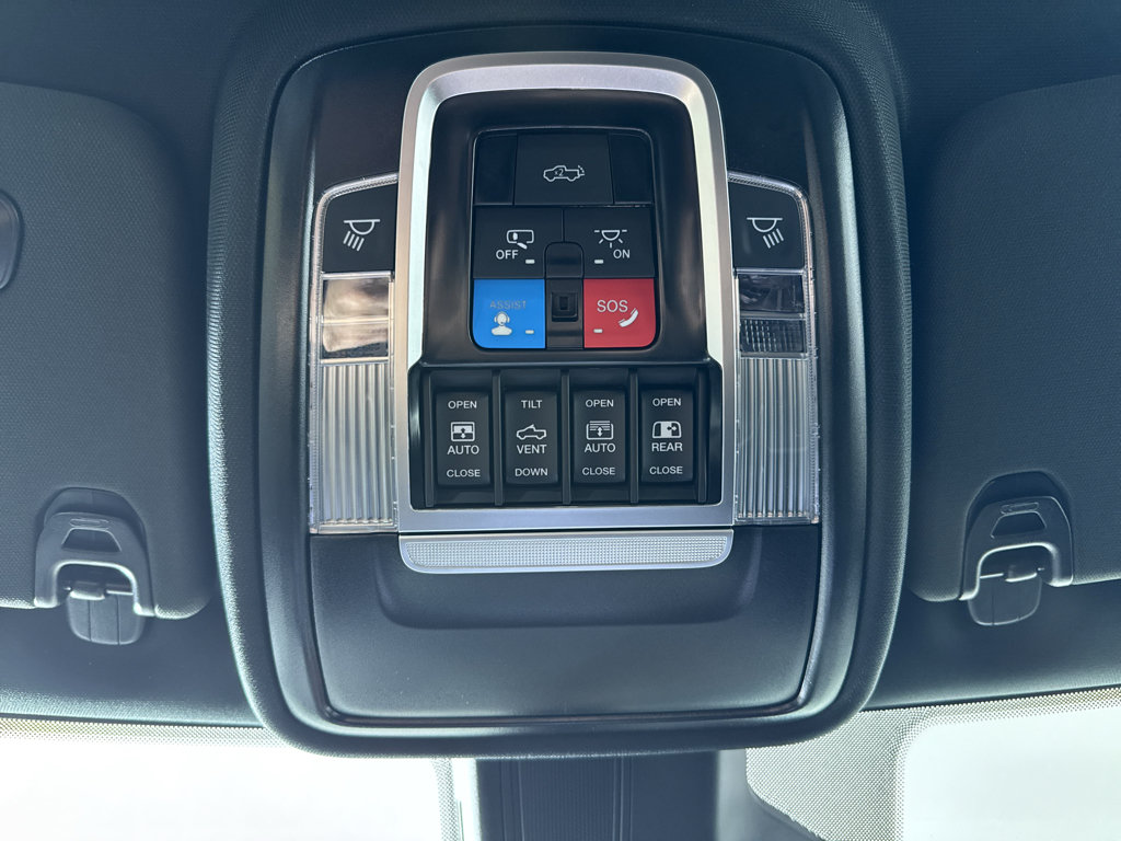 New 2027 RAM 1500 Laramie w/ Night Edition AWD/4WD image 33
