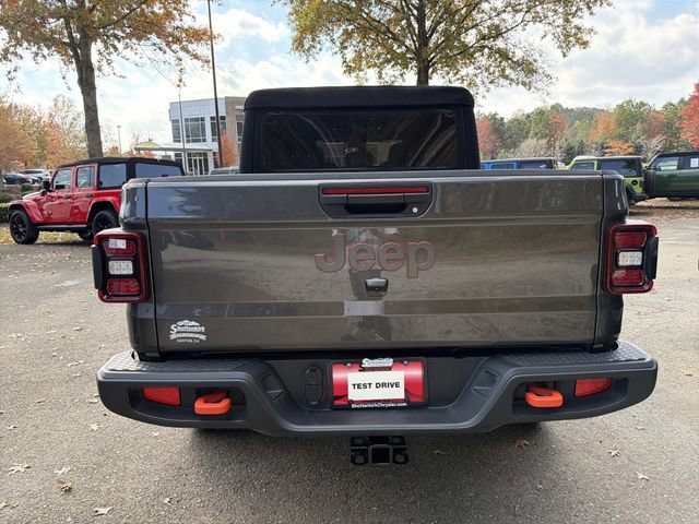 Used 2024 Jeep Gladiator Mojave w/ Convenience Group AWD/4WD image 6