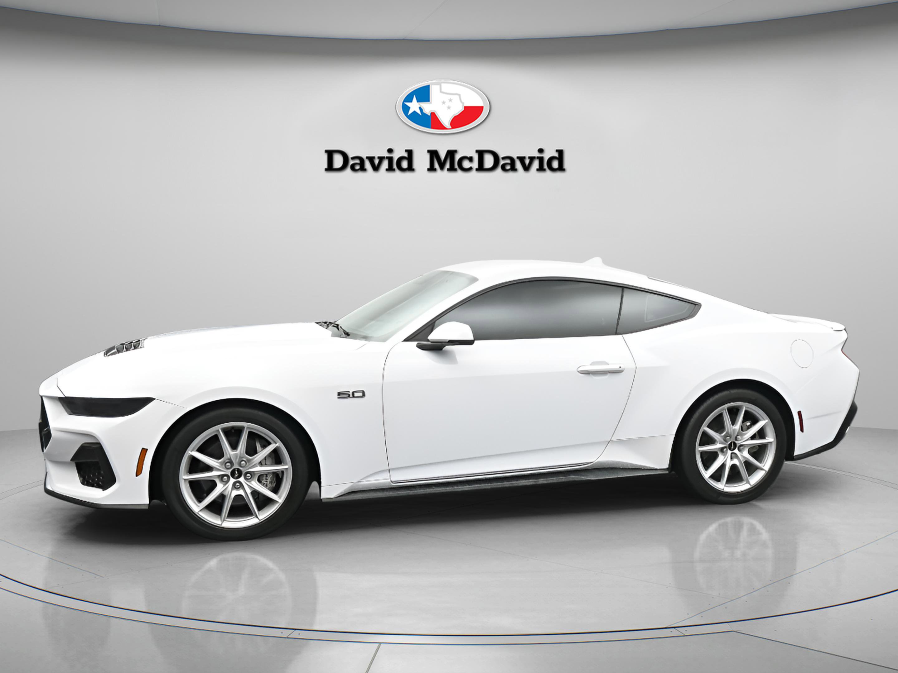 Used 2025 Ford Mustang GT Premium RWD image 5