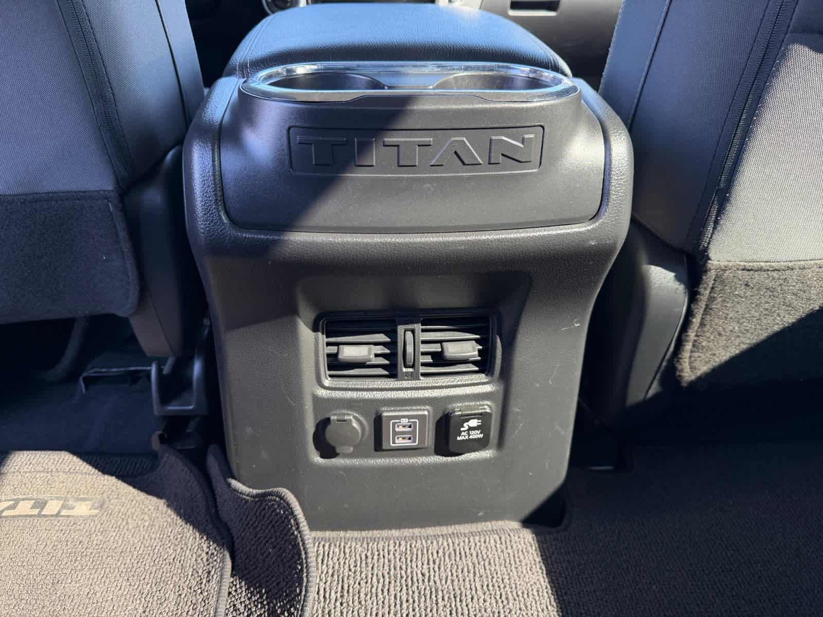 Used 2021 Nissan Titan SV w/ SV Convenience Package AWD/4WD image 13